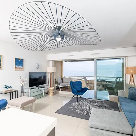 Victoria Palace Apartment *