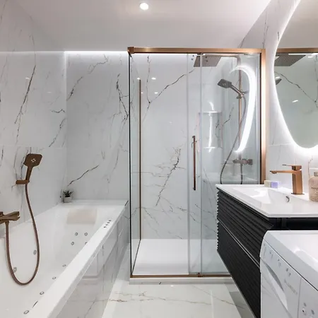 Апартаменти Victoria Palace *